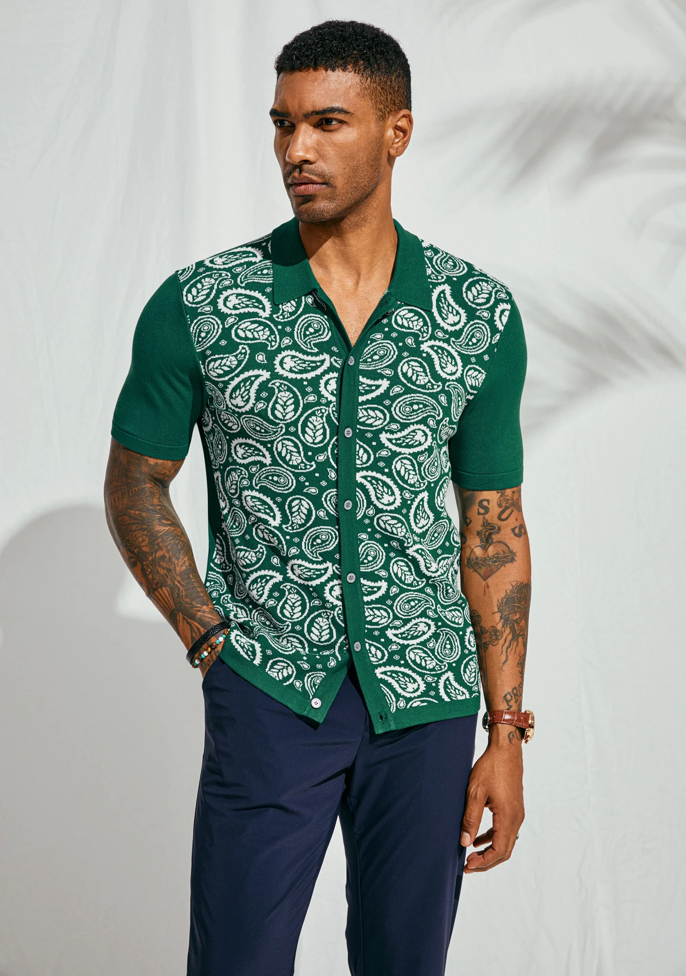 Men Contrast Color Cardigan Short Sleeve Lapel Collar Button-up Knitwear - Image 13