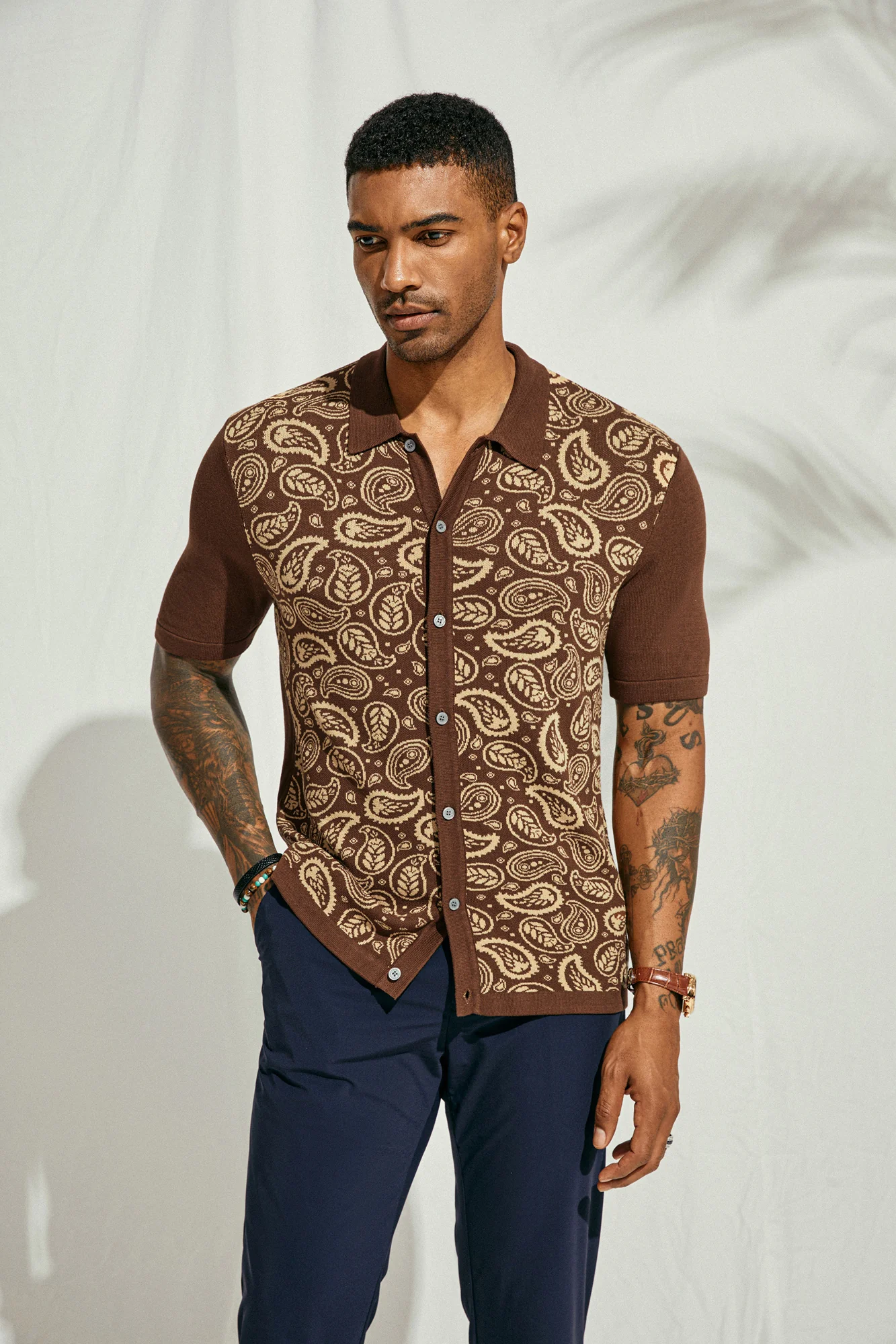Men Contrast Color Cardigan Short Sleeve Lapel Collar Button-up Knitwear - Image 4
