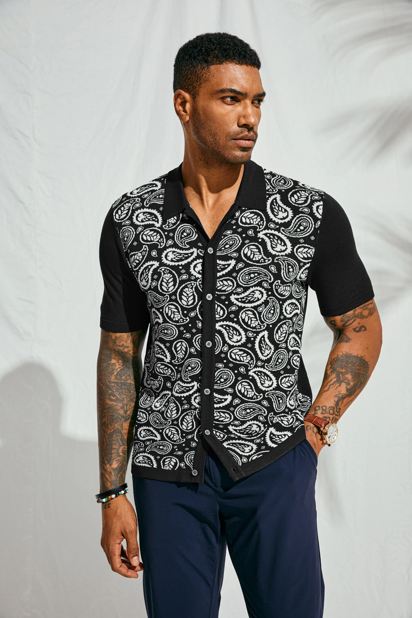 Men Contrast Color Cardigan Short Sleeve Lapel Collar Button-up Knitwear - Image 9