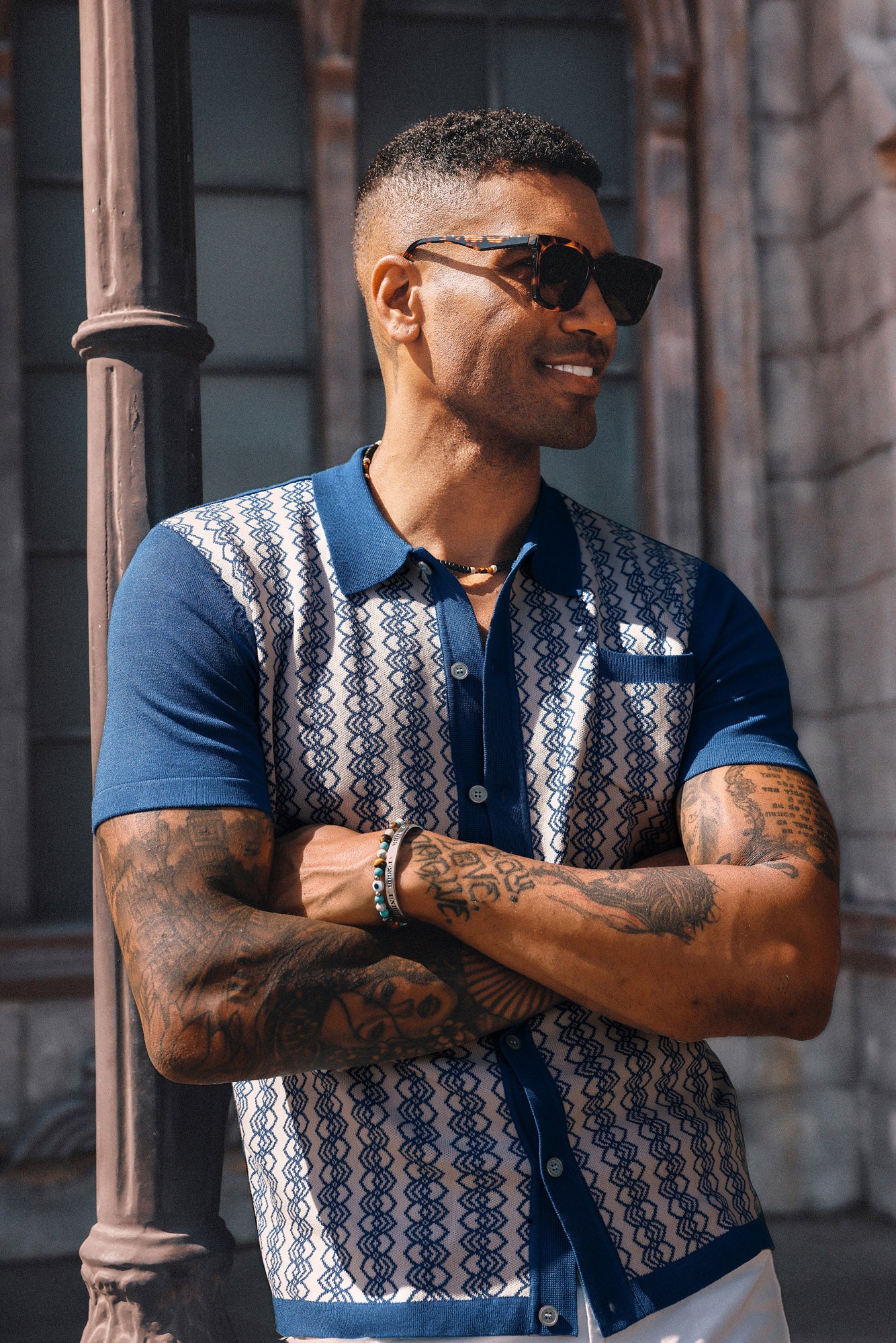 Men Contrast Color Cardigan Short Sleeve Lapel Collar Button-up Knitwear - Image 13