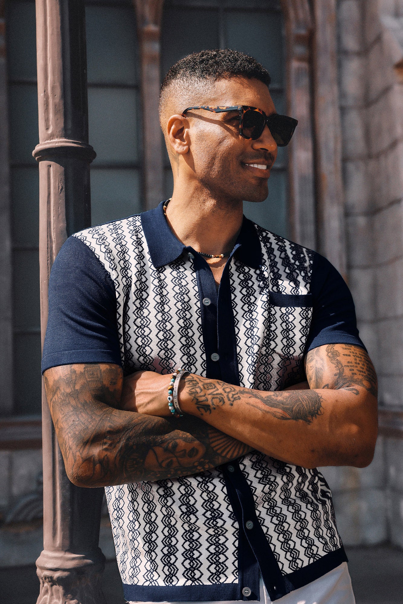 Men Contrast Color Cardigan Short Sleeve Lapel Collar Button-up Knitwear - Image 8