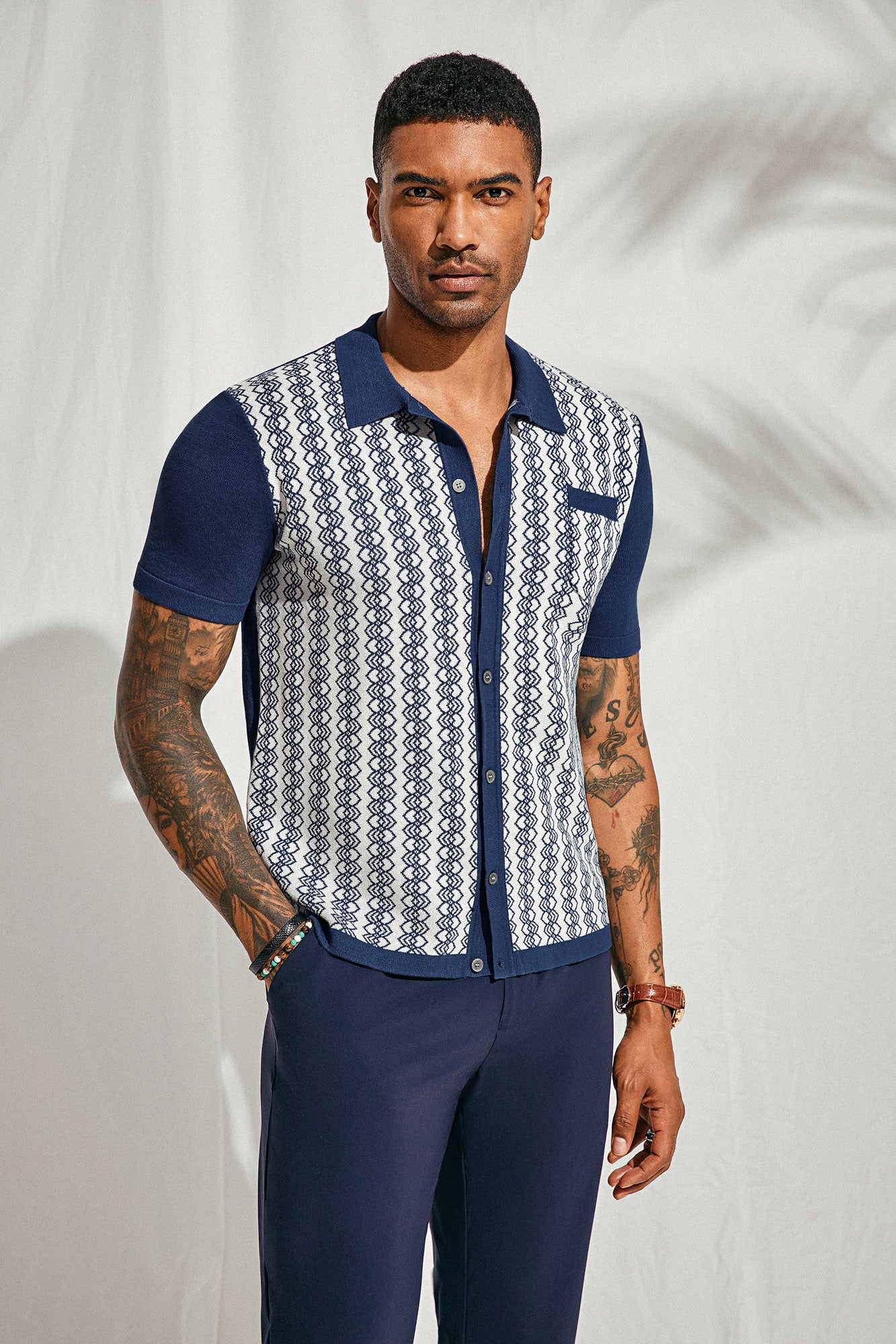 Men Contrast Color Cardigan Short Sleeve Lapel Collar Button-up Knitwear - Image 9