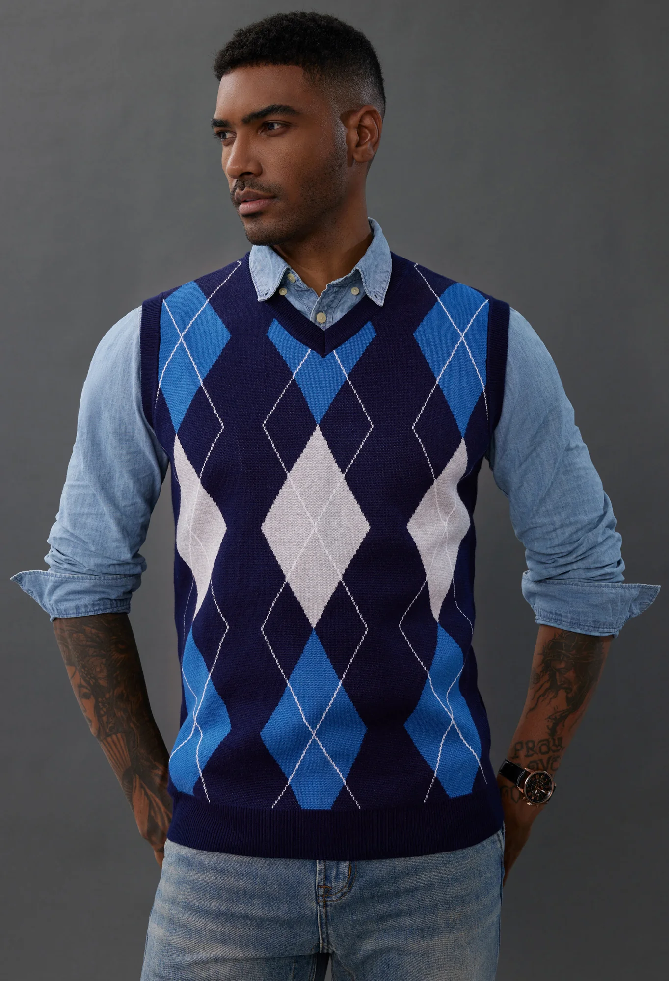 Men's Soft Argyle Sweater Vest Slim Fit V-Neck Knitted Pullover Vest - Image 6