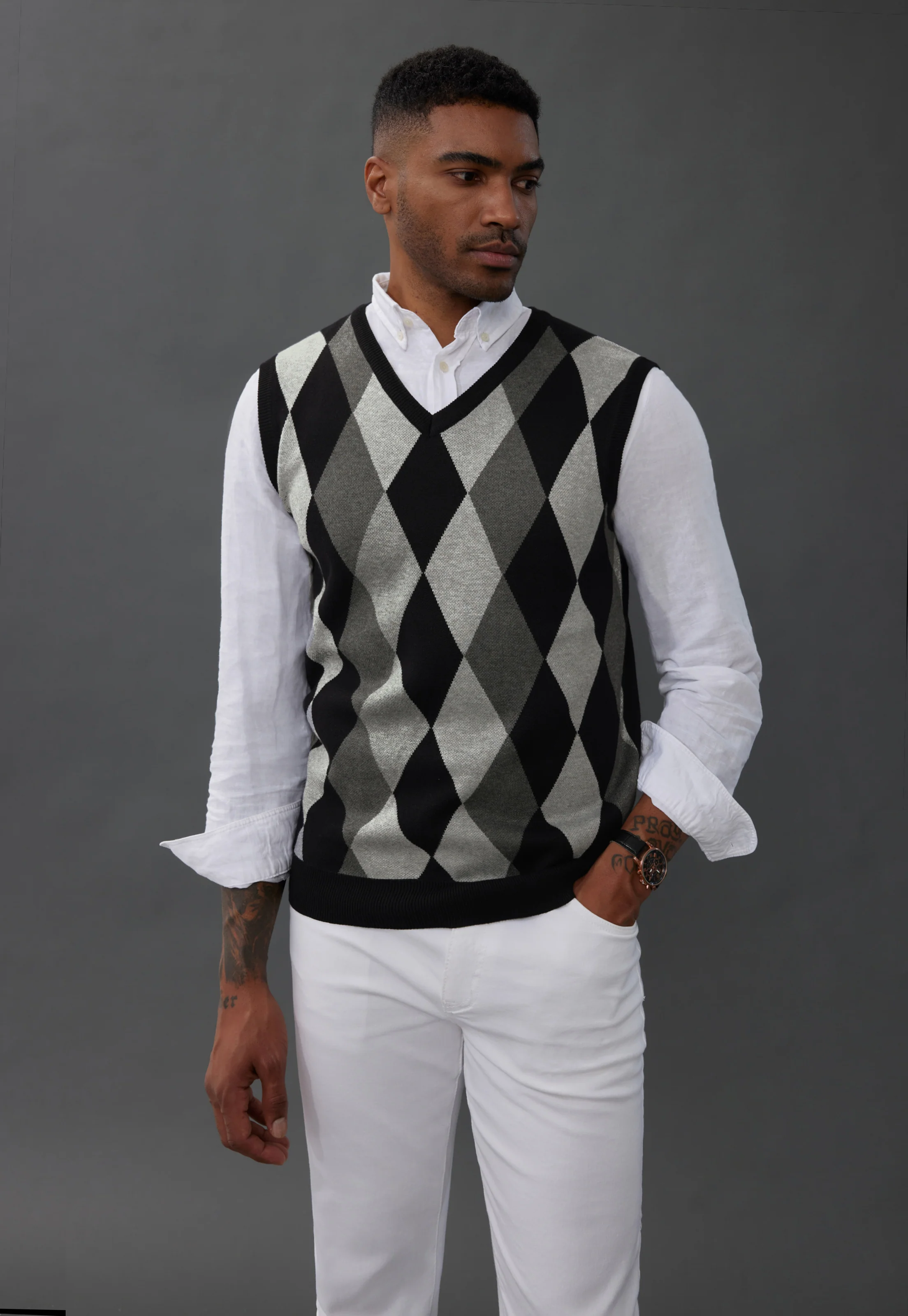 Men Stylish Sleeveless V-Neck Contrast Color Pullover Knitting Vest Knitwear - Image 6